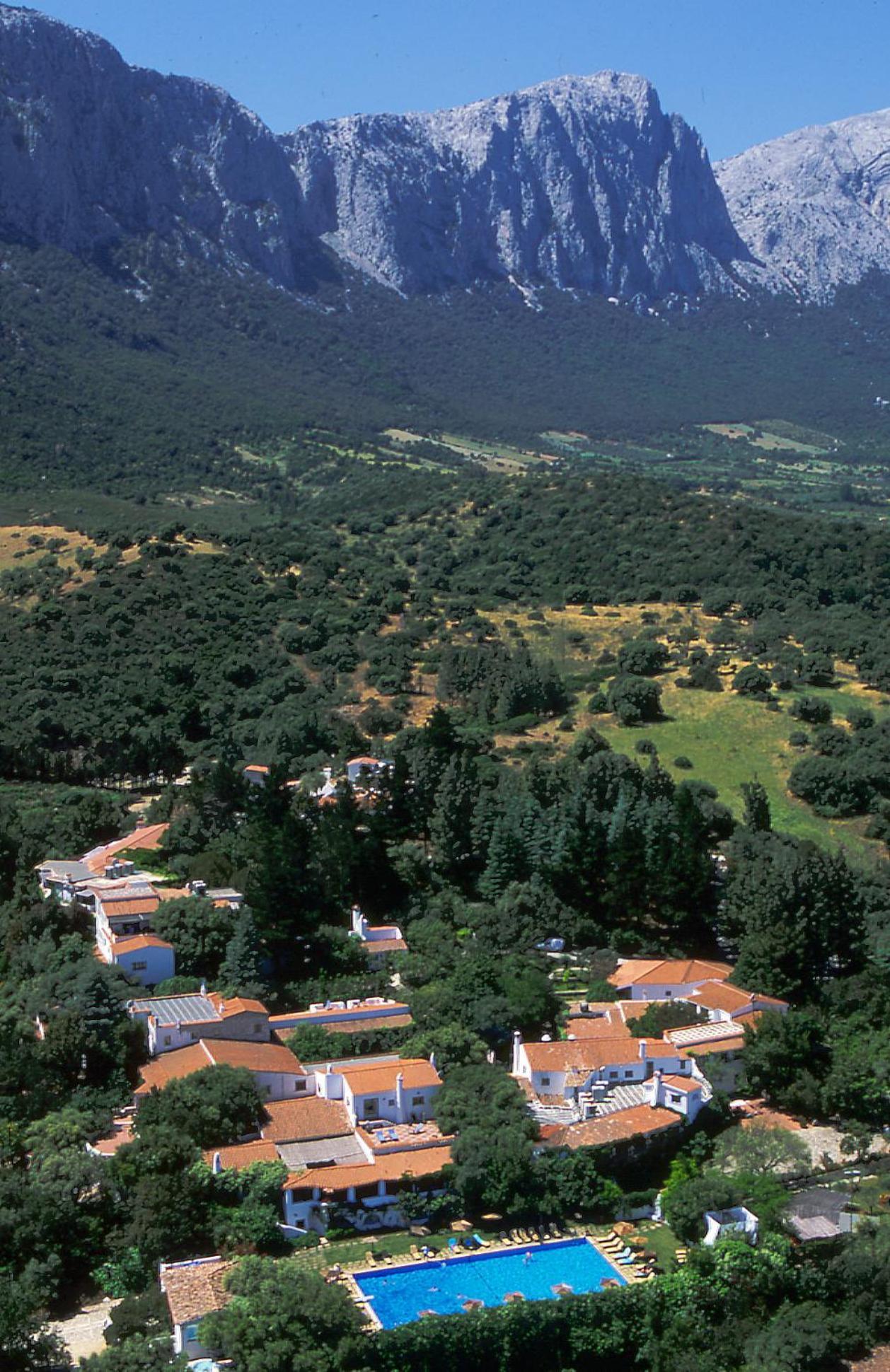 Hotel Su Gologone Oliena Esterno foto