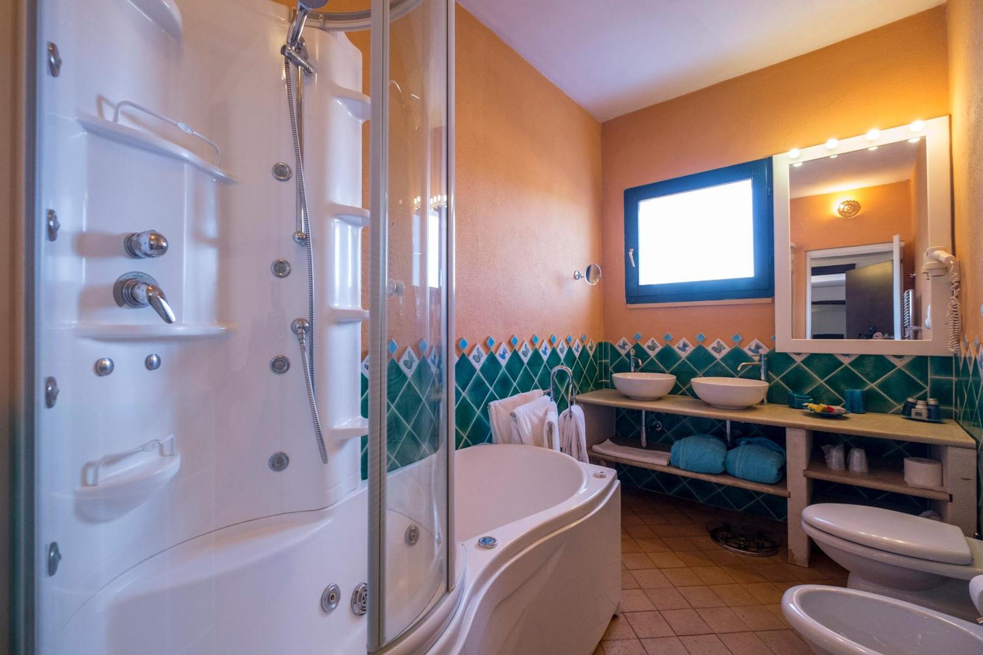 Hotel Su Gologone Oliena Esterno foto