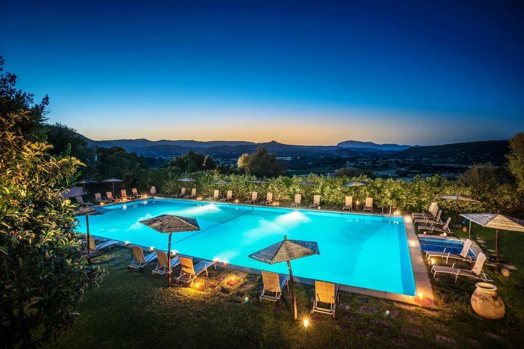 Hotel Su Gologone Oliena Esterno foto